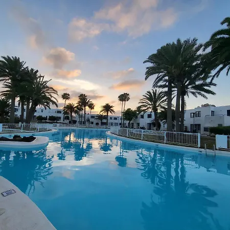 Waikiki 47 Apartment Corralejo Exterior photo